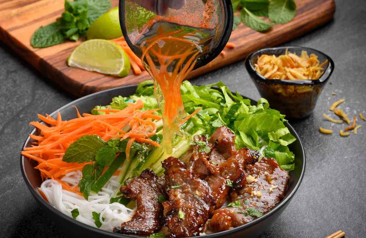 Đánh giá: Bún Thịt Nướng