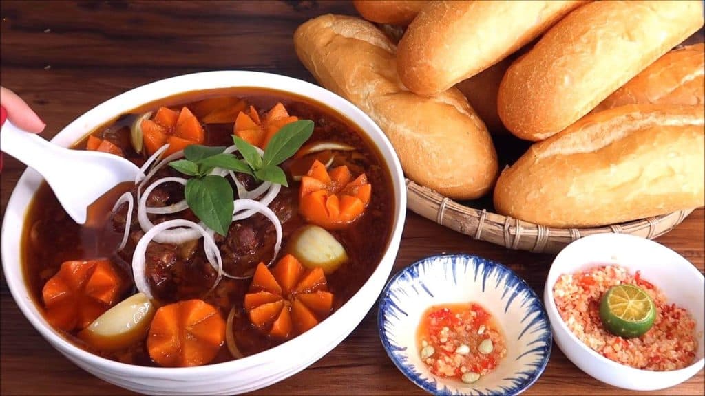 Đánh giá: Bò Kho Nước Dừa