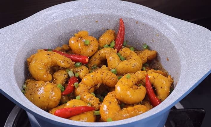 Đánh giá: Trứng Cá Kho Nghệ